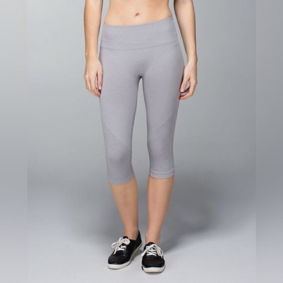 Lululemon In The Flow Crop II Leggings 4 Seamless Heathered light Gray W6B41S - Picture 2 of 8